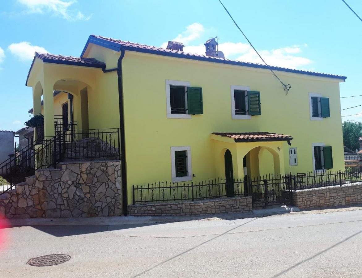 With A Parking Space Kastelir, Istria - Sredisnja Istra - 17528